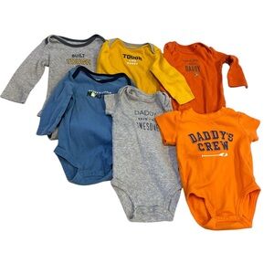 Bundle of 6 Carter’s Daddie Onesies